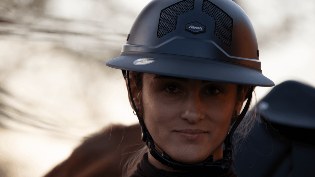 Casque-d-equitation-pour-le-complet